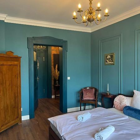 Apartament Baron ***** Єленя-Ґура Екстер'єр фото